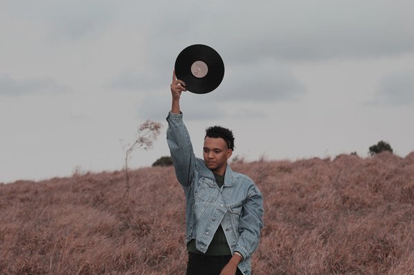 Héritage des années 90 dans la mode de luxe actuelle